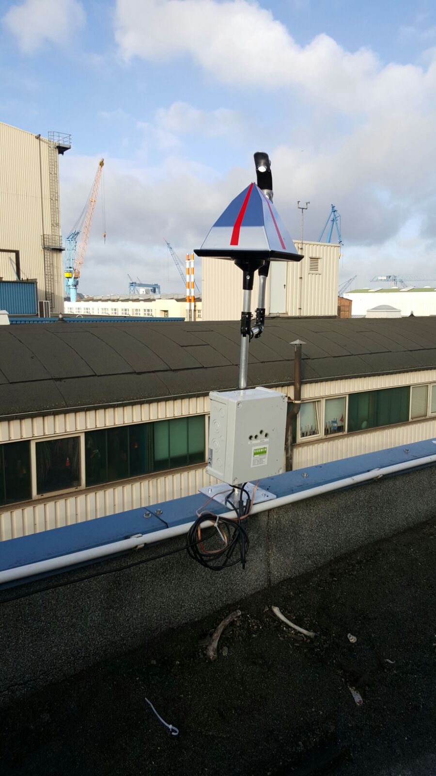 Eagle Eye Bird Control VERMIN Bielefeld Kopietz GmbH